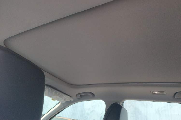 Used  E5 2024 440km Launch Edition
