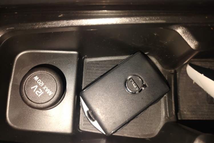 Used Volvo XC90 2023 B5 SmartDrive Luxury Edition 5 Seats
