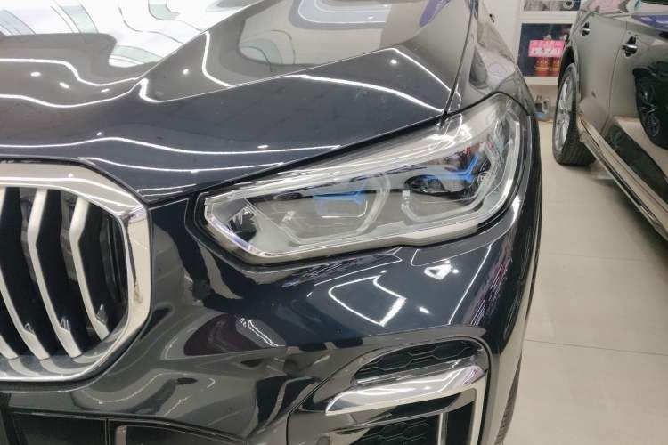 Used BMW X5 2022 Restyled xDrive 30Li Luxury Version M Sport Package