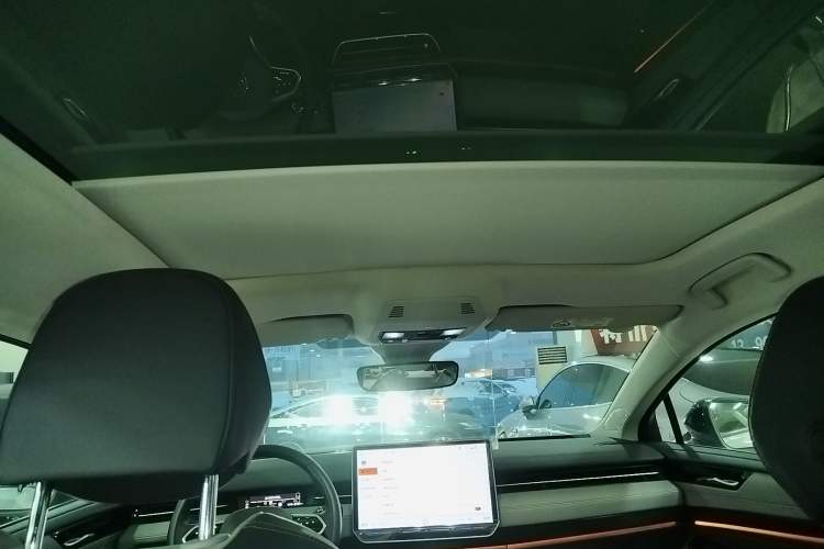 Used Volkswagen ID.7 VIZZION 2024 AIR model