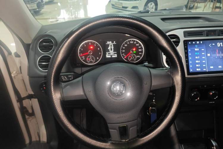 Used Volkswagen Tiguan 2016 280TSI Automatic Two-Wheel-Drive Silk Road Style Edition