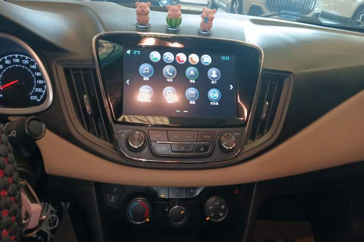 Used Chevrolet Monza 2020 320 Automatic Enjoyment Edition
