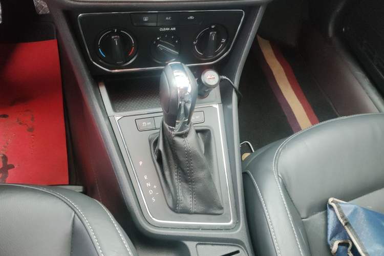 Used Volkswagen Gran Lavida 2015 1.6L Automatic Comfort Edition