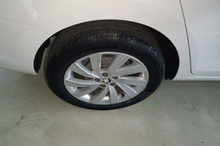 Used Skoda Rapid 2018 1.6L Automatic Comfort Edition