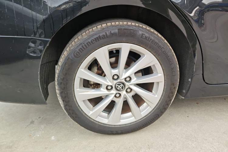 Used Toyota Camry 2021 2.0G Luxury Edition
