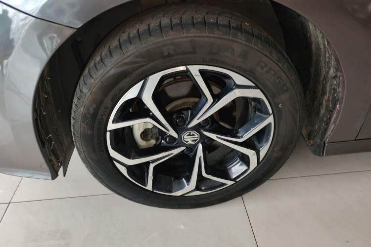 Used MG 5 2023 180 DVVT CVT Luxury Edition
