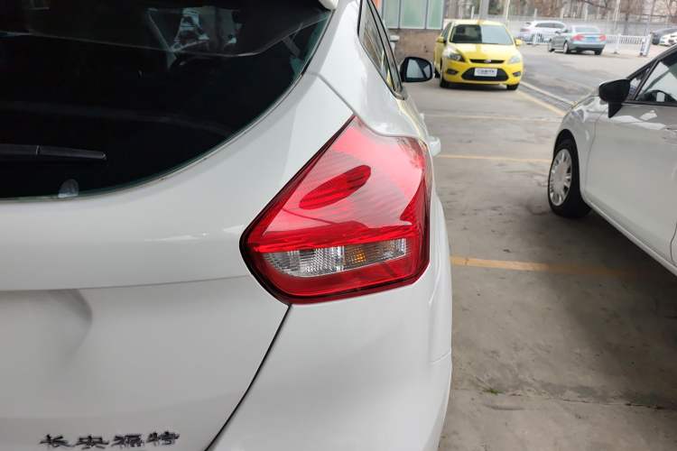 Used Ford Focus 2017 1.5T CTCC White and Black Limited Edition