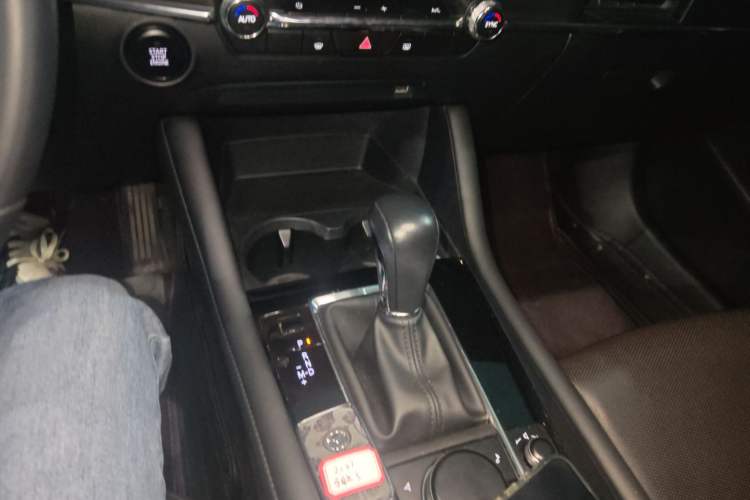 Used Mazda Mazda 3 Axela 2021 2.0L Automatic Zhiya Edition