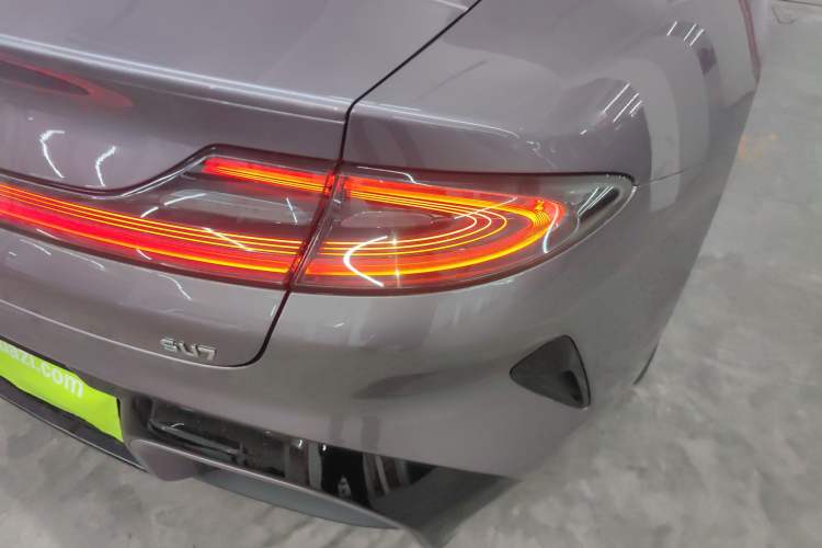 Used  SU7 2024 Rear-Drive Ultra-Long Range Advanced Pro-Level Intelligent Driving Version
