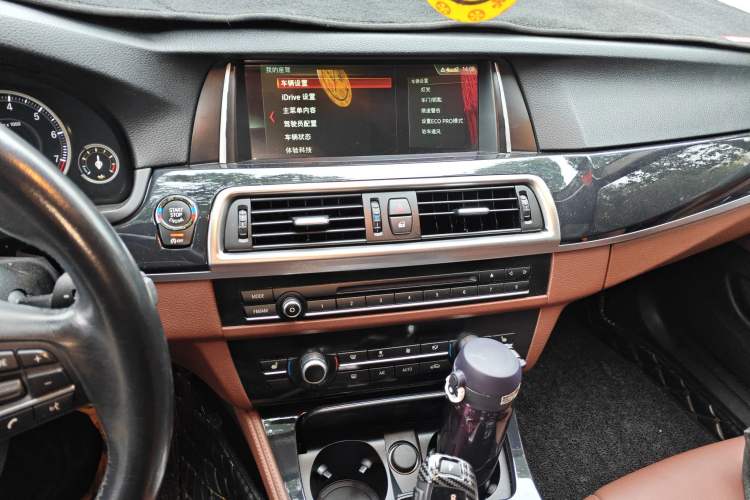 Used BMW 5 Series 2017 520Li Elegant Edition
