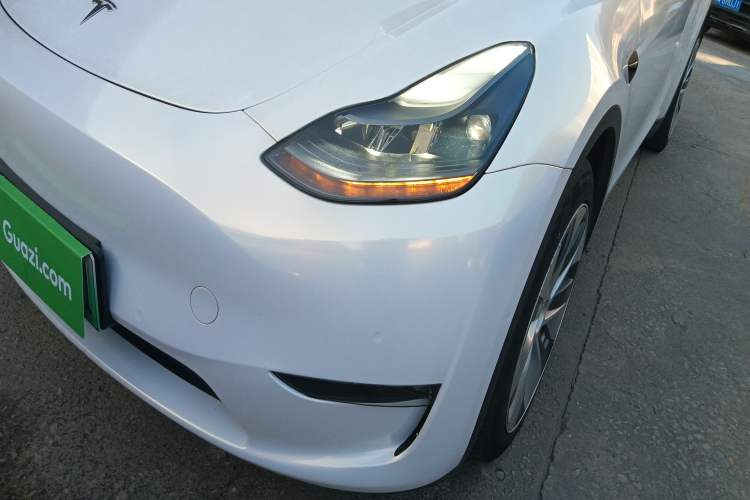 Used Tesla Model Y 2021 Standard Range Rear-Wheel Drive Version