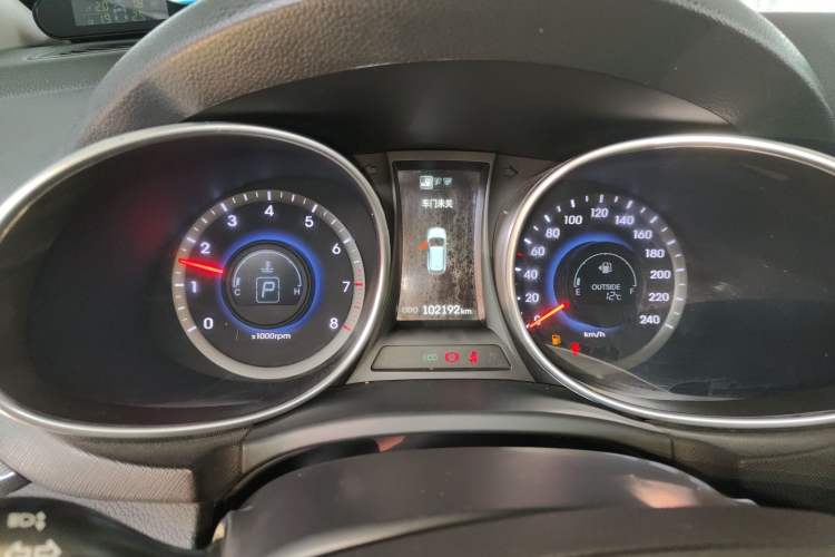 Used Hyundai Santa Fe 2015 2.0T Automatic Two-Wheel Drive Smart Version 5 Seats
