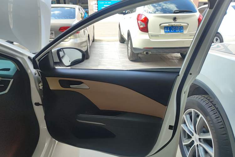 Used Chevrolet Monza 2022 320 Automatic Enjoyment Sunroof Version
