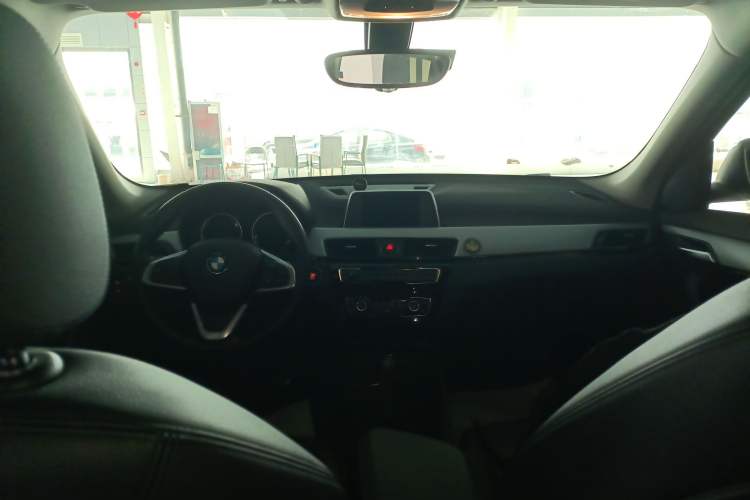 Used BMW X1 2019 sDrive20Li Leading Model
