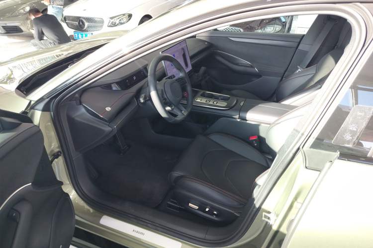 Used  SU7 2024 Rear-Drive Long-Range Intelligent Driving Version
