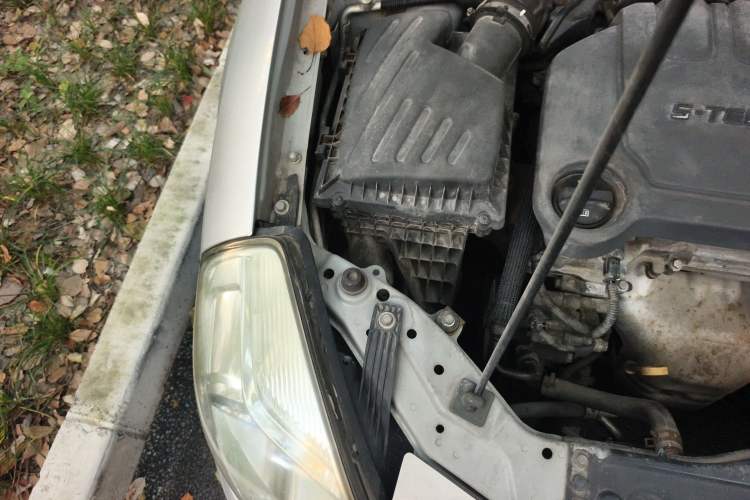 Used Buick Excelle 2013 1.5L Automatic Classic Model
