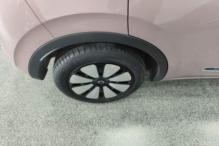 Used Wuling Bingo 2023 333 km Lingxi Connected Version
