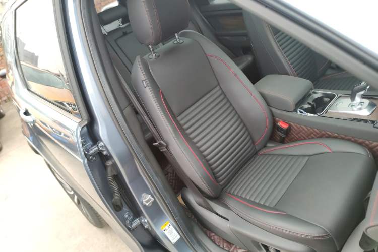 Used Land Rover Discovery Sport 2020 249 PS R-Dynamic Performance Tech Edition 7 Seats