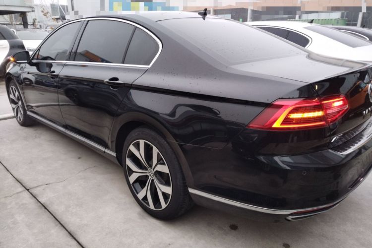 Used Volkswagen Magotan 2017 330TSI DSG Luxury Model