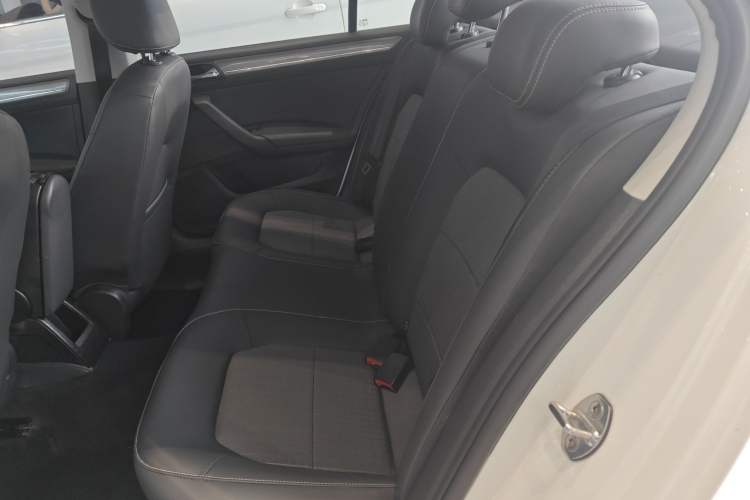 Used Volkswagen Santana 2018 1.5L Automatic Comfort Edition
