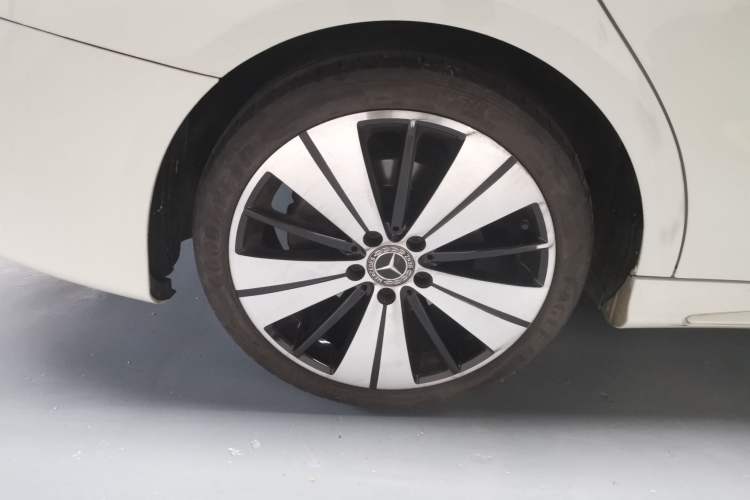 Used Mercedes-Benz CLA 2017 Facelifted CLA 200 Stylish Edition
