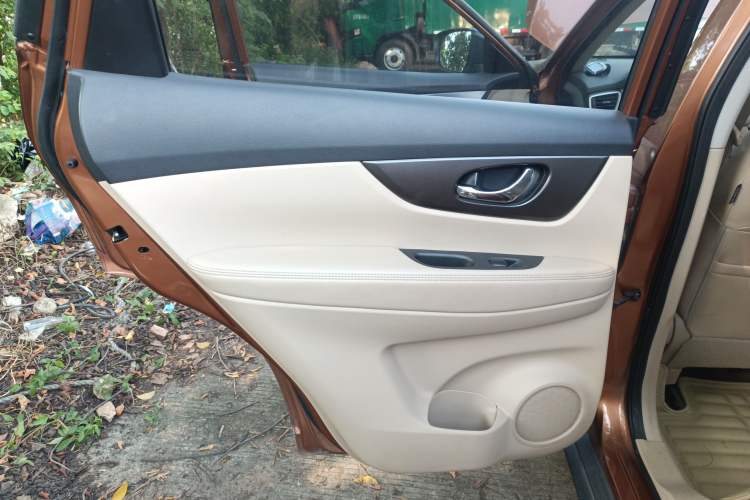 Used Nissan X-Trail 2014 2.0L CVT Comfort Edition 2WD
