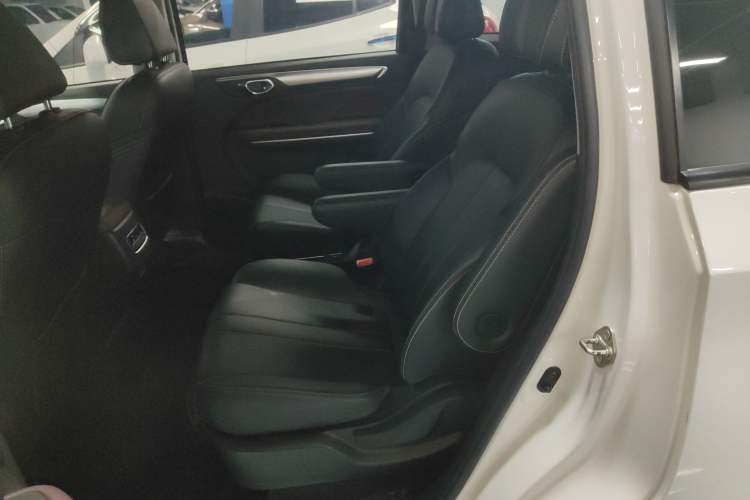 TDK.VehicleDetails.img