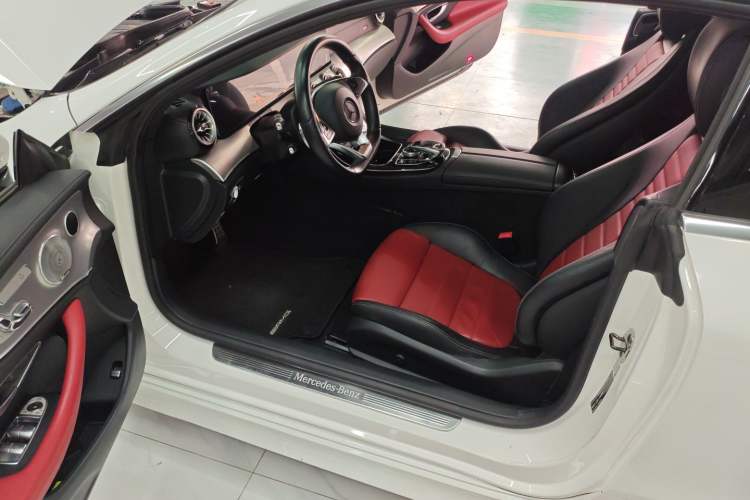 Used Mercedes-Benz E-Class 2017 E 200 4MATIC Coupe