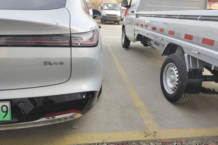 Used Baojun Enjoy 2025 All-Electric 600km Luxury Edition
