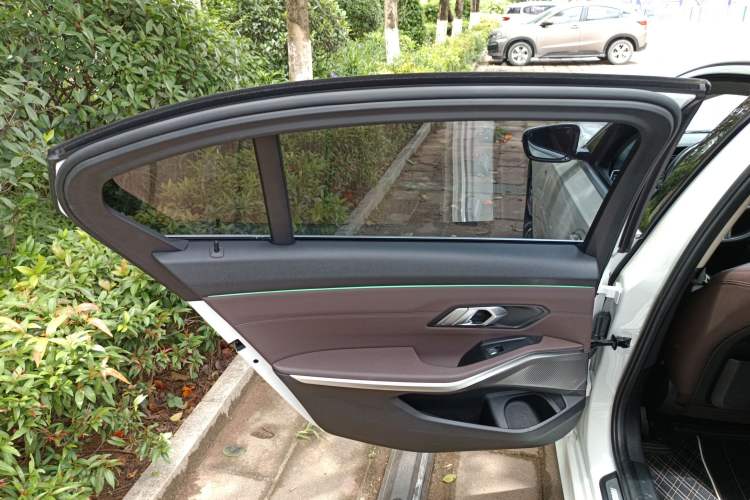 Used BMW 3 Series 2021 Facelifted 320Li M Sport Package
