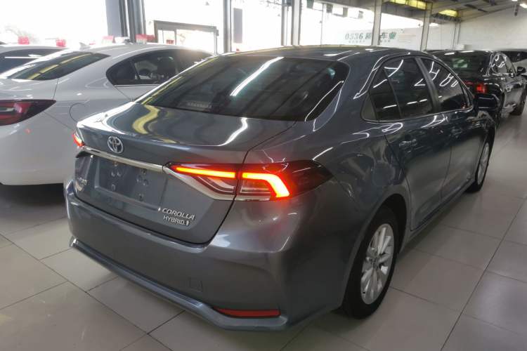 Used Toyota Corolla 2021 Dual-Motor 1.8L E-CVT Elite Edition
