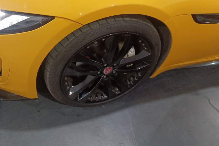 Used Jaguar F-TYPE 2022 P300 Convertible R-DYNAMIC BLACK
