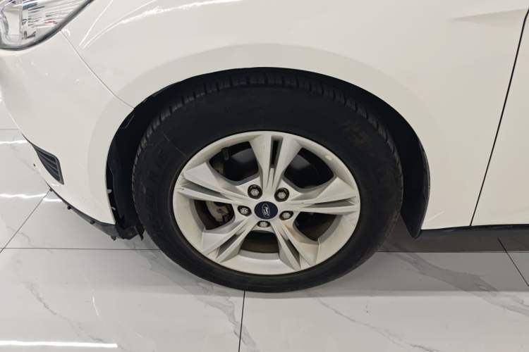 Used Ford Focus 2018 Hatchback Classic 1.6L Automatic Comfort Plus SmartDrive Edition
