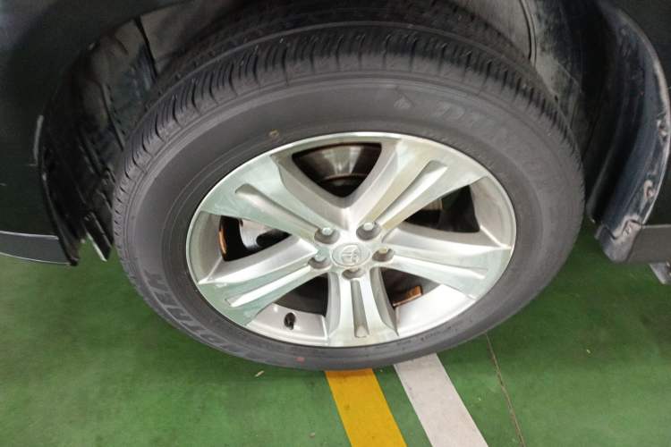 Used Toyota Highlander 2012 2.7L Two-Wheel Drive 7-Seater Luxury Edition
