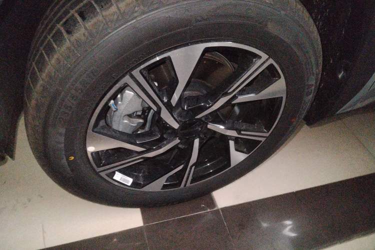 Used Geely Auto FX11 2025 4th Generation 1.5TD DCT – The Start