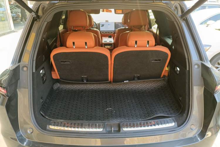 Used Li Auto L9 2022 Max model
