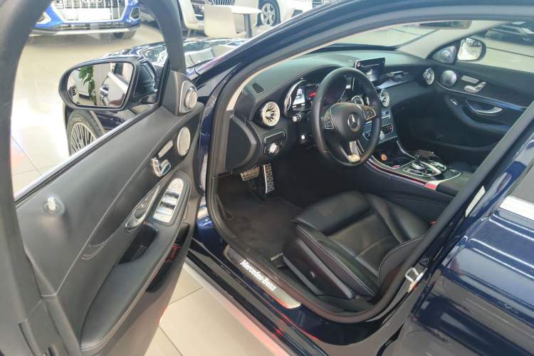 Used Mercedes-Benz C-Class 2017 Facelift C 200 L Sport Edition