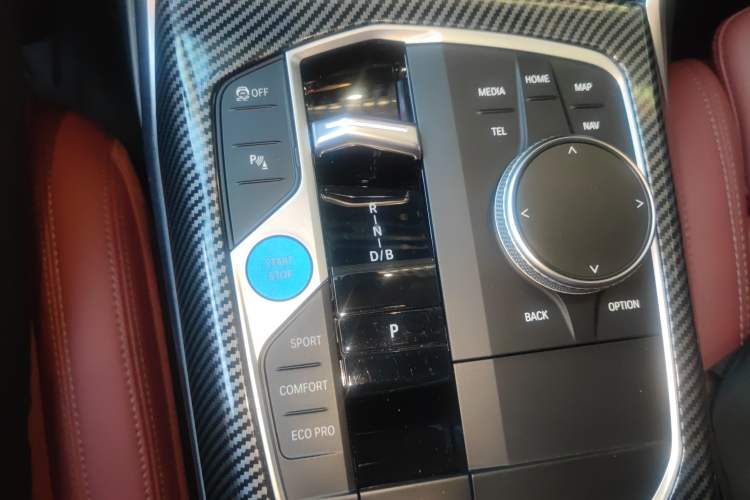 Used BMW i3 2022 eDrive 35 L
