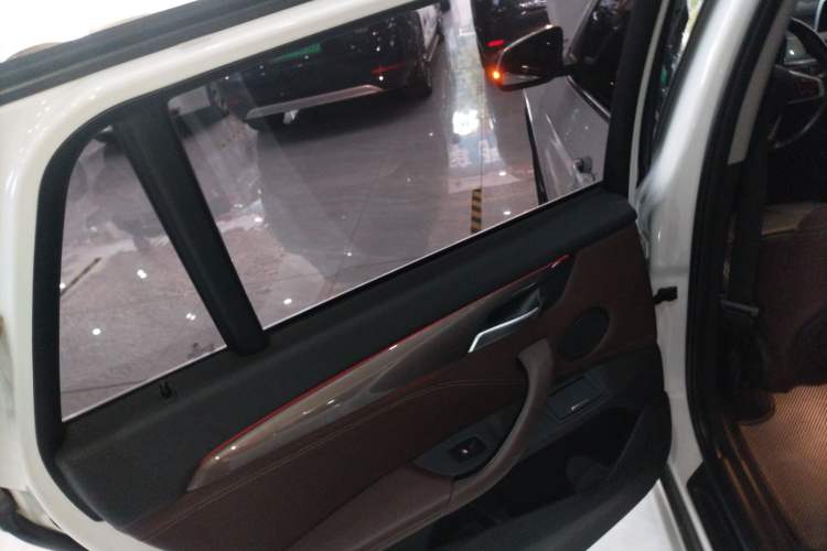 Used BMW X1 2018 xDrive20Li Luxury Edition
