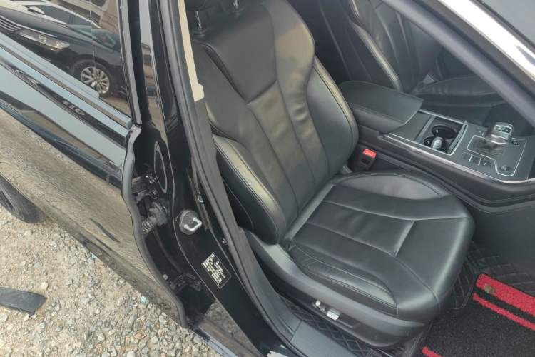 Used Hongqi H5 2022 Classic Model 1.8T Automatic Smart Connect Flagship Edition
