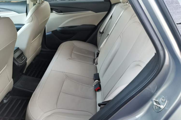 Used Buick GT 2018 15T Dual-Clutch Elite Model China V Standard
