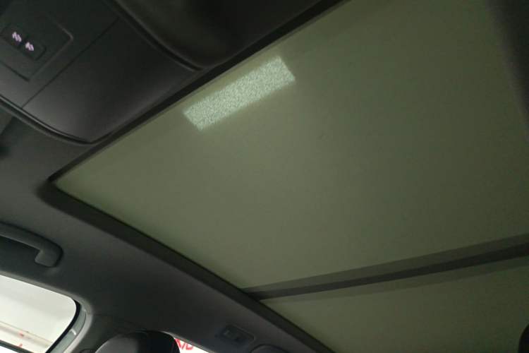 Used Volkswagen Tiguan L 2024 330TSI Automatic Two-Wheel Drive R-Line Enhanced Edition
