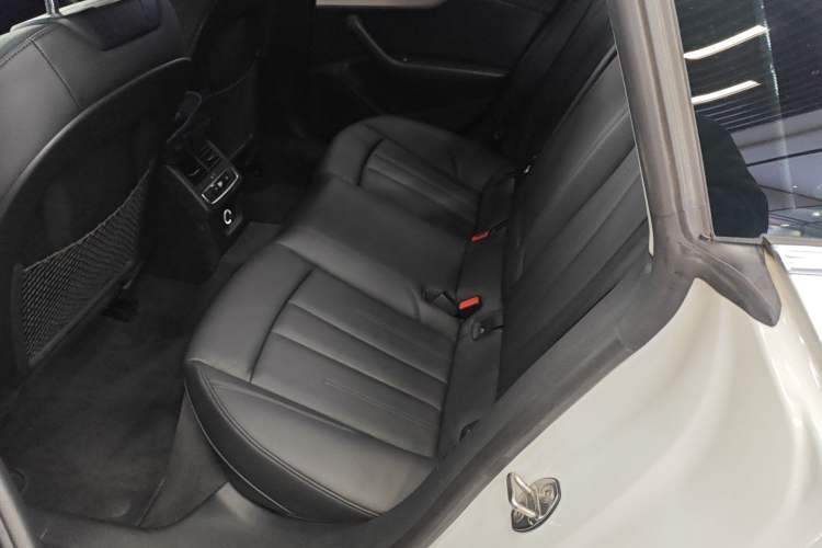 Used Audi A5 2017 Sportback 40 TFSI Fashion Model
