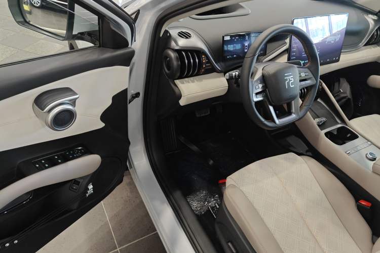 Used BYD Yuan PLUS 2025 Intelligent Driving Version 510 km Excellence Edition
