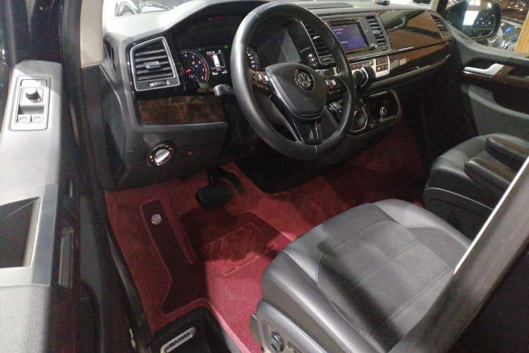 Used Volkswagen Multivan 2019 2.0 TSI 4x4 Prestige Edition 7-Seater
