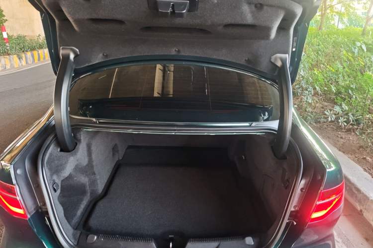 Used Jaguar XEL 2024 2.0T 250 PS R-DYNAMIC S Advanced Sport Edition