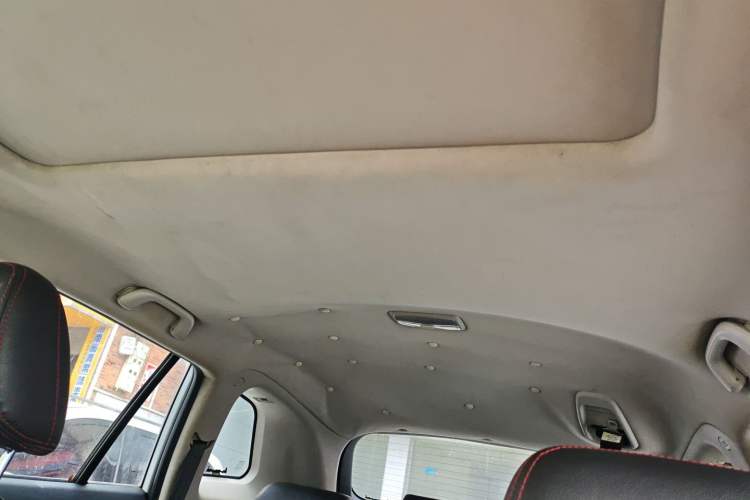 Used Changan CS75 2014 1.8T Automatic Elite Version China V Standard
