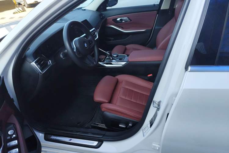 Used BMW 3 Series 2021 Second Facelift 320Li M Sport Package