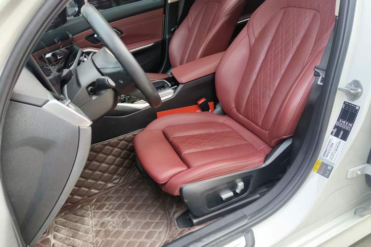 Used BMW i3 2022 eDrive 35 L
