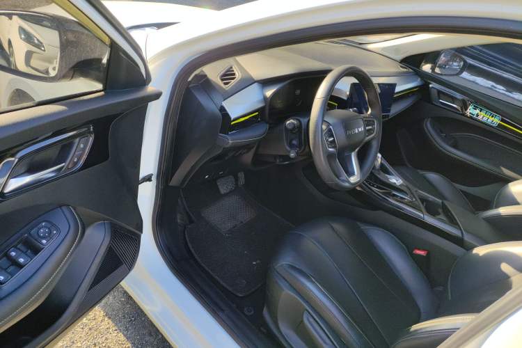 Used Roewe i5 2021 Revised Version 1.5L CVT Diamond Edition
